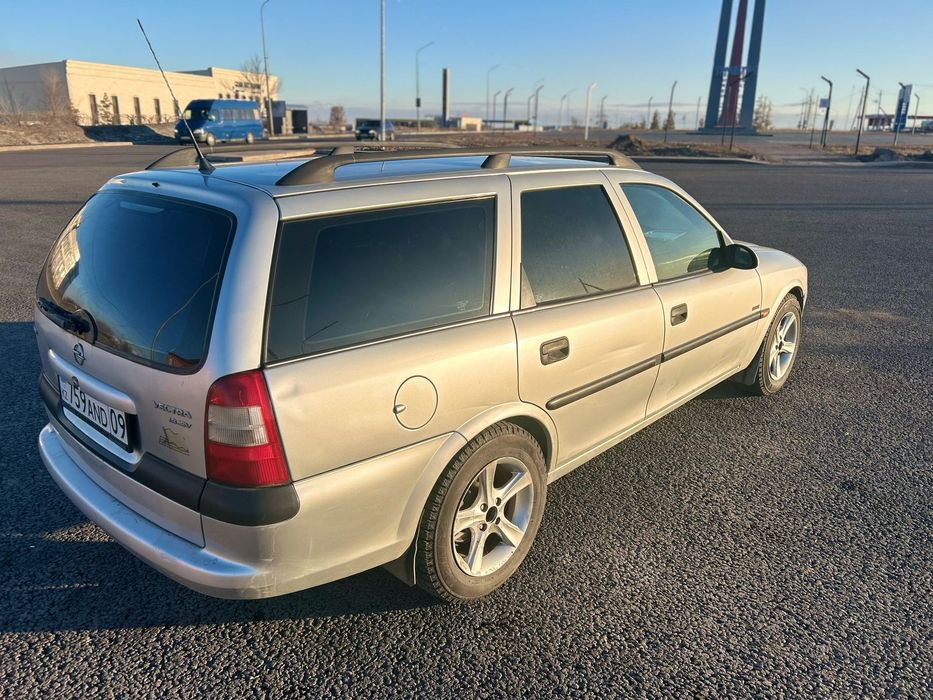 Опель вектра б 1998г