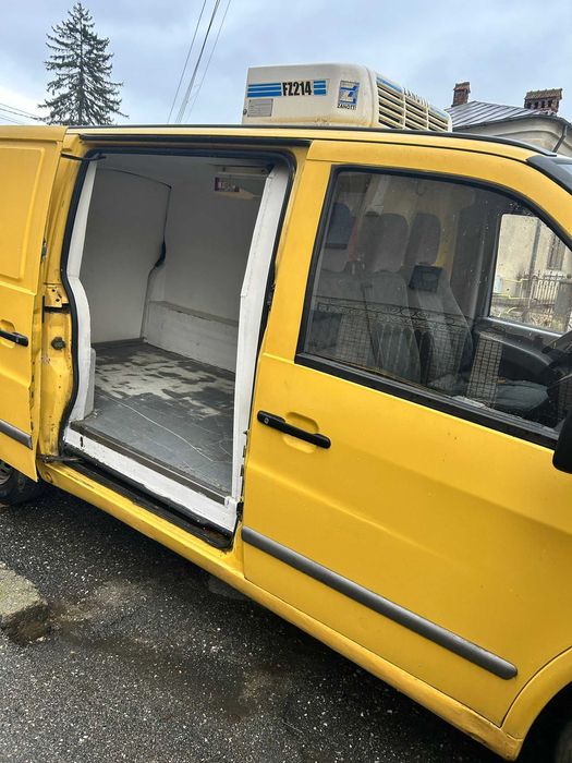Autoutilitara frigorifica Mercedes Benz Vito