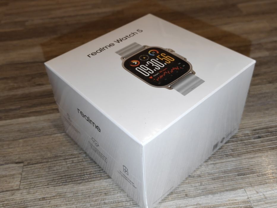 Смарт часовник Realme Watch 5 - Чисто нов