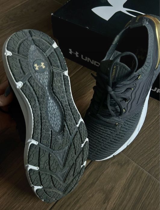 Under Armour Phantom