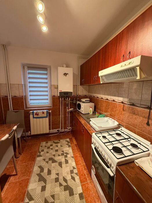 Inchiriez Apartament Suceava aproape de Universitate