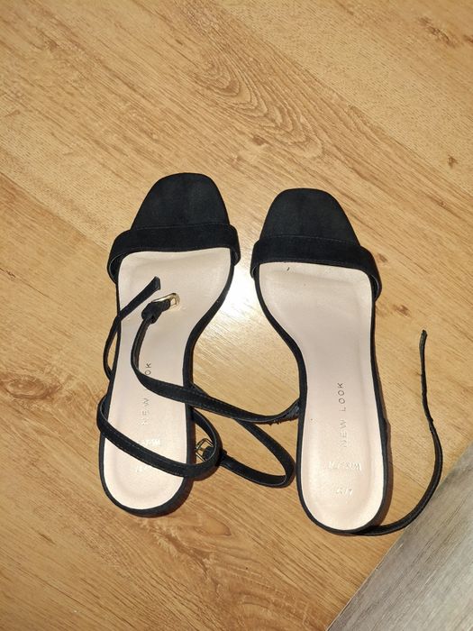 Сандали New Look(New yorker)