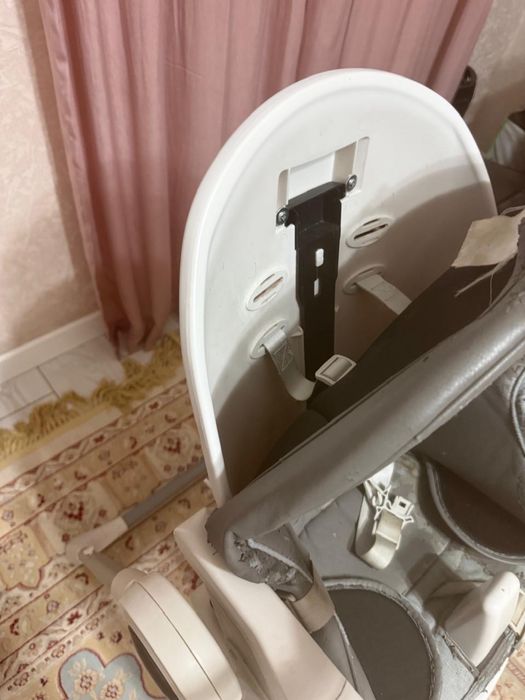 Продам детское кресло для кормления