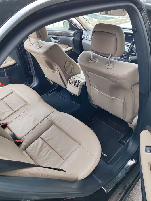 Mercedes benz  Е220