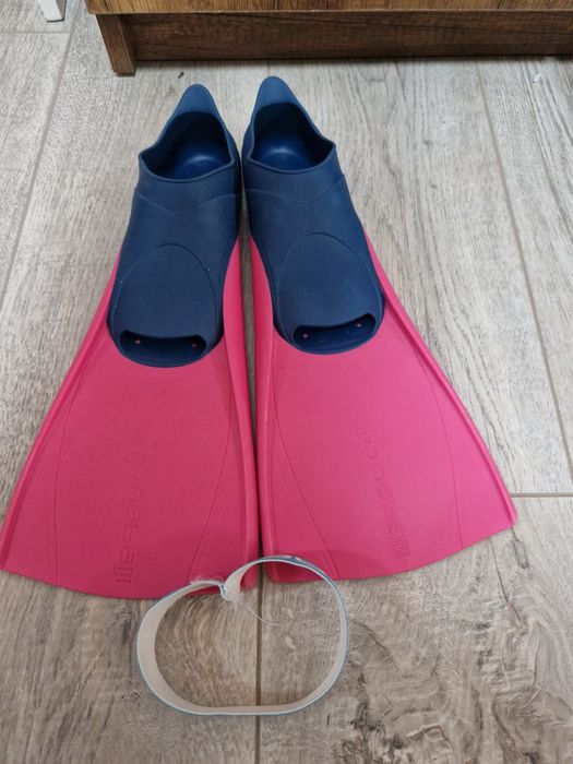 Плавници за момиче