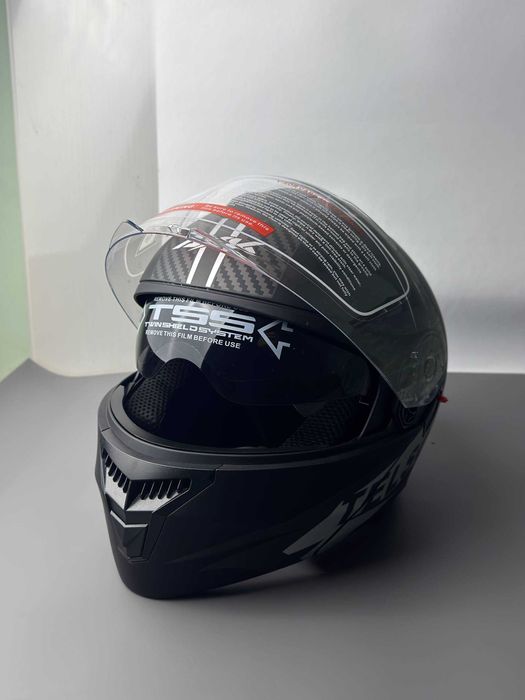 Skuter va moped uchun shlem. XITOY