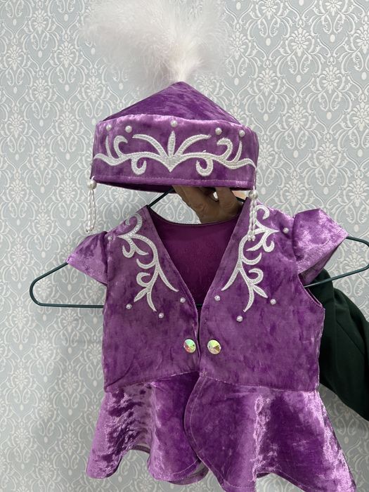 Тұсау кесуге қызға набор