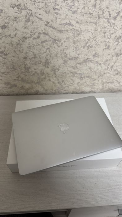 Mac book pro 13.