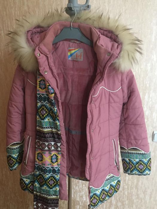 Продам пуховик на 7-8 лет