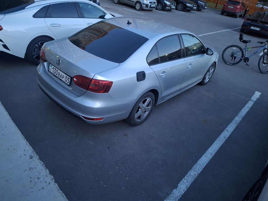 Volkswagen jetta 6  1.4tsi  2014г
