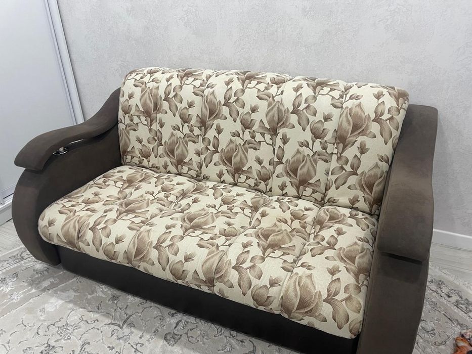 Продам диван раскладной