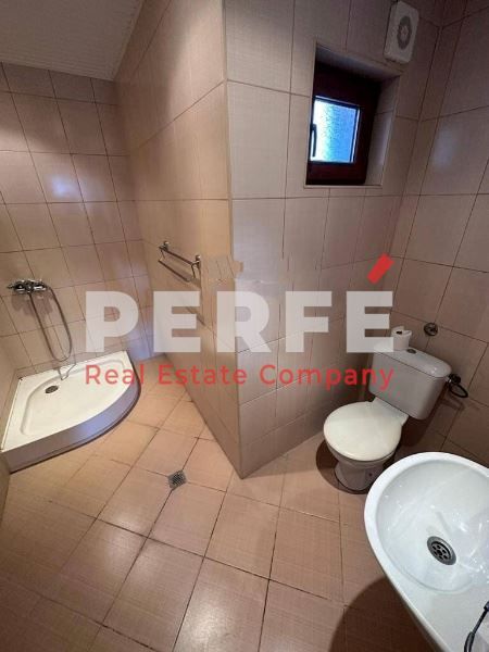 Дава се под наем Ателие в Бургас, Сарафово - 16 кв.м за 214.2 € - Снимка #3