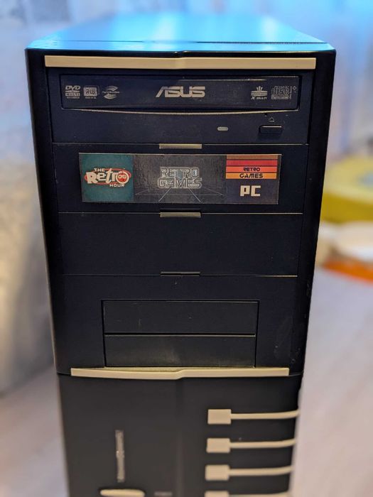 Calculator retro gaming WindowsXP Procesor Athlon 64, geForce 6600