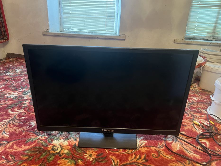 Теливизор самсунг