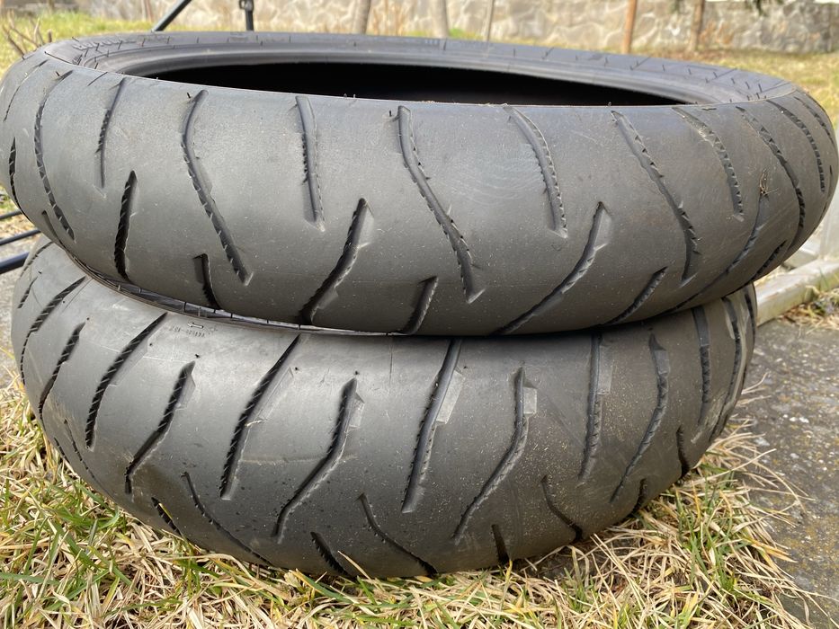 Caucicuri motocicleta fata spate bune  80-85%
