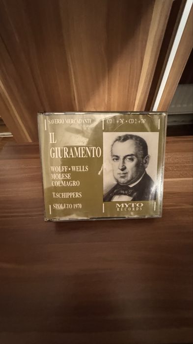 Vând album set CD muzică clasică/operă "Il giuramento"