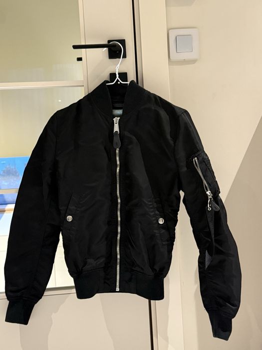 Alpha industry бомбър / яке S