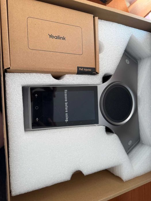 Конферентен VoIP телефон Yealink CP960, 5" (12.7 cm) цветен LCD