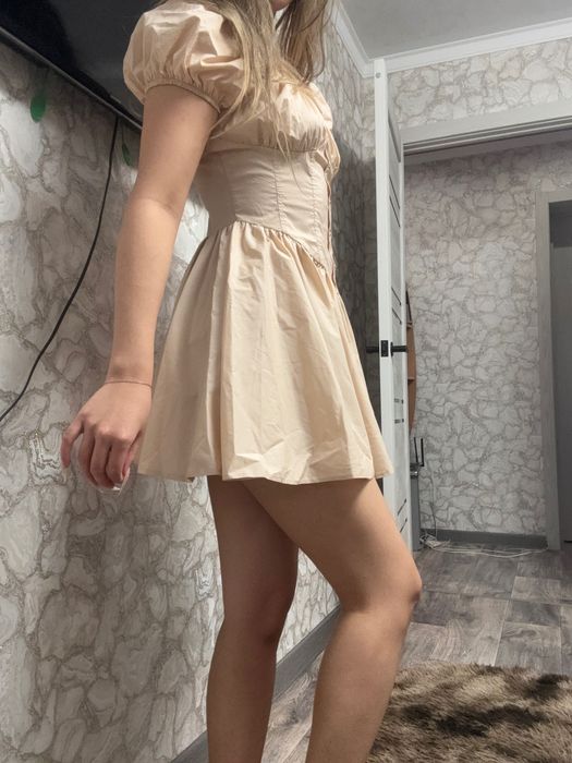 Одежда женская вечерняя