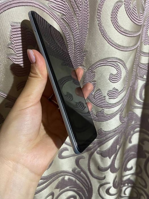 Продам Samsung Galaxy A30