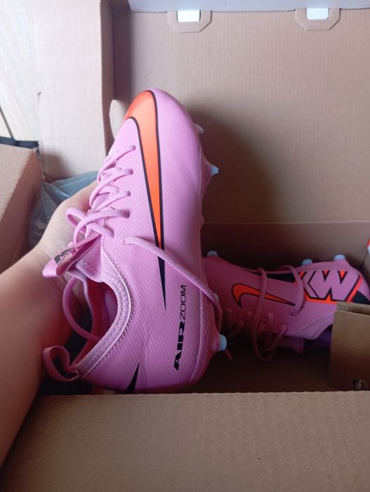 Ghete fotbal crampoaane Nike mercurial vapor 16