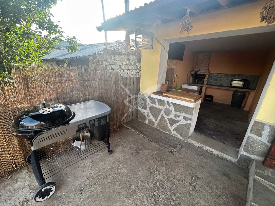 Продава се Къща в с. Михилци, Област Пловдив - 80 кв.м за 1175 €/кв.м - Снимка #2