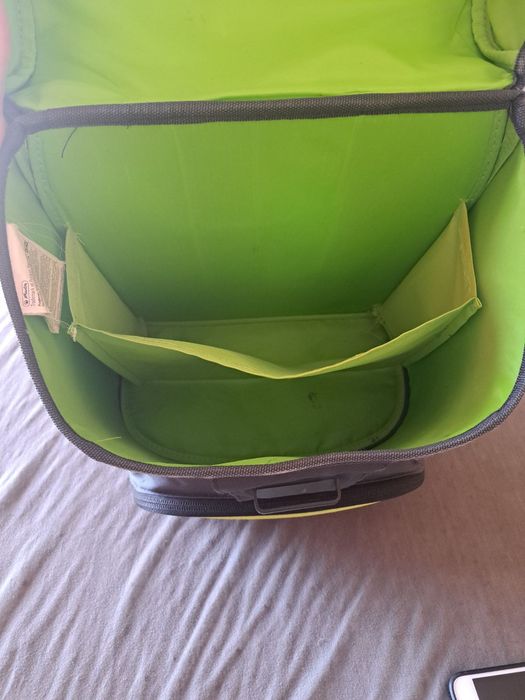 Детска раница ползвана