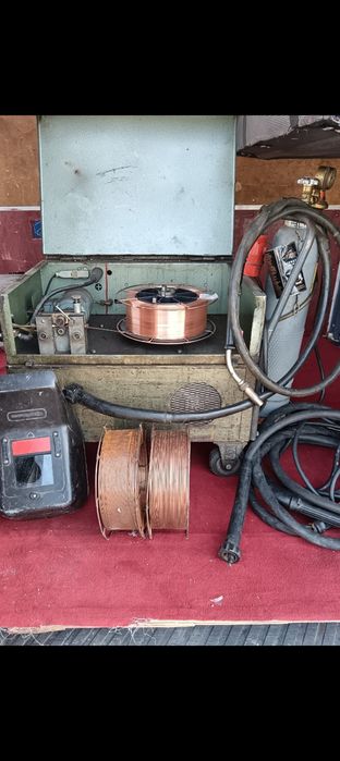 Vând aparat de sudura profesional