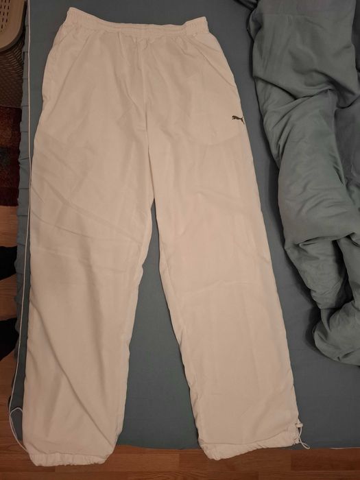 Pantaloni Puma Oversized