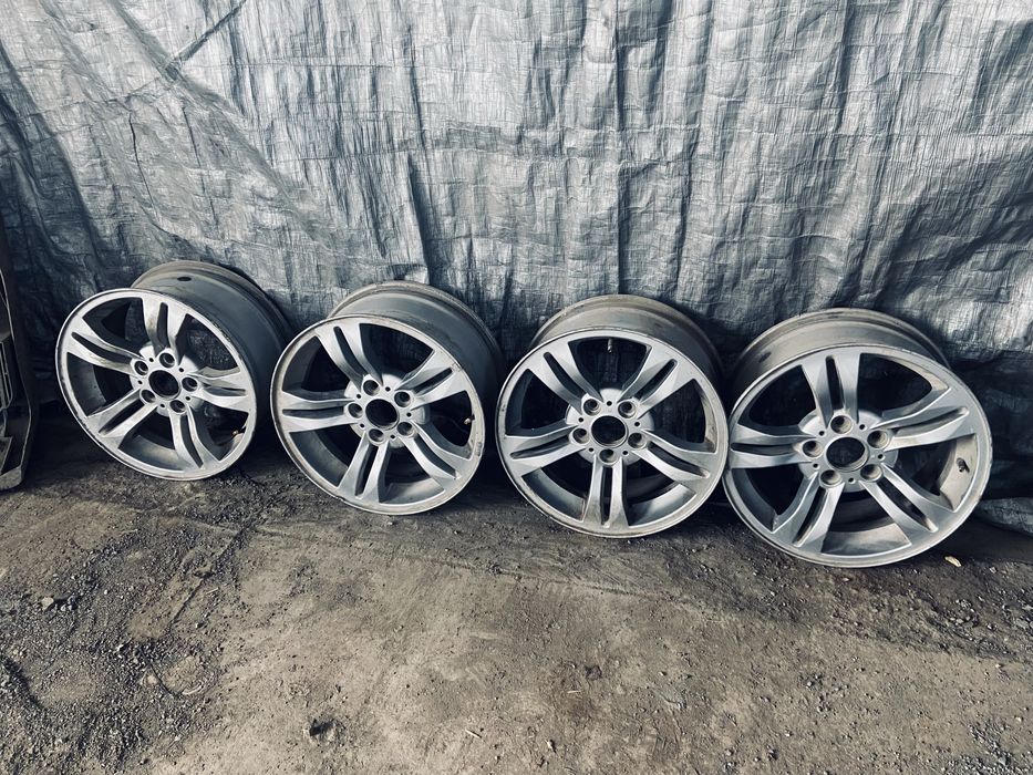 продам диски р17 на бмв