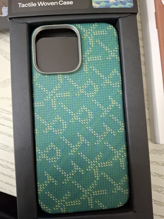 Чехлы для iphone 16 pro max и 17 pro max