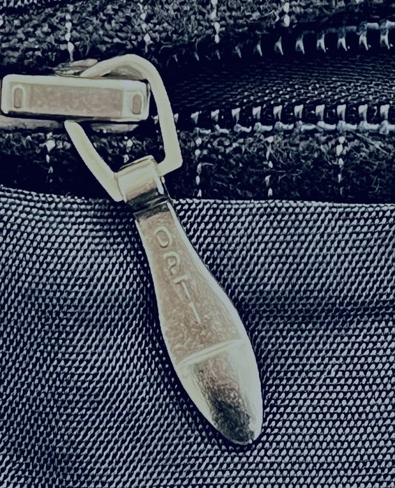 Елегантен класически костюм Hiller за официални поводи