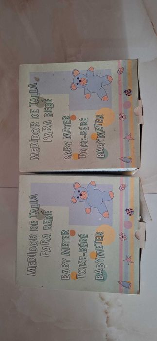 riglă măsurare bebeluși