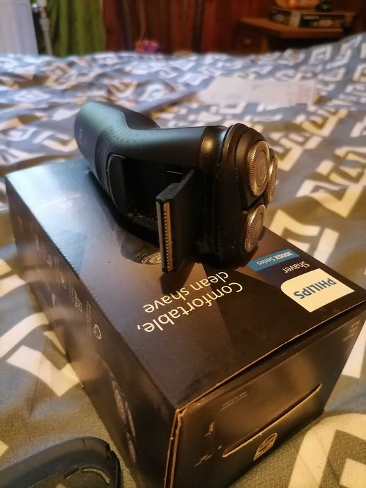 Електрическа самобръсначка Philips 3000x series