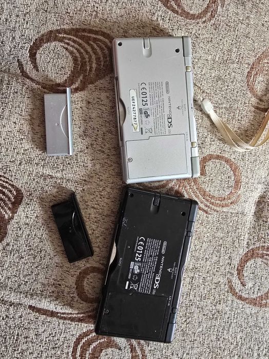 Nintendo DS lite