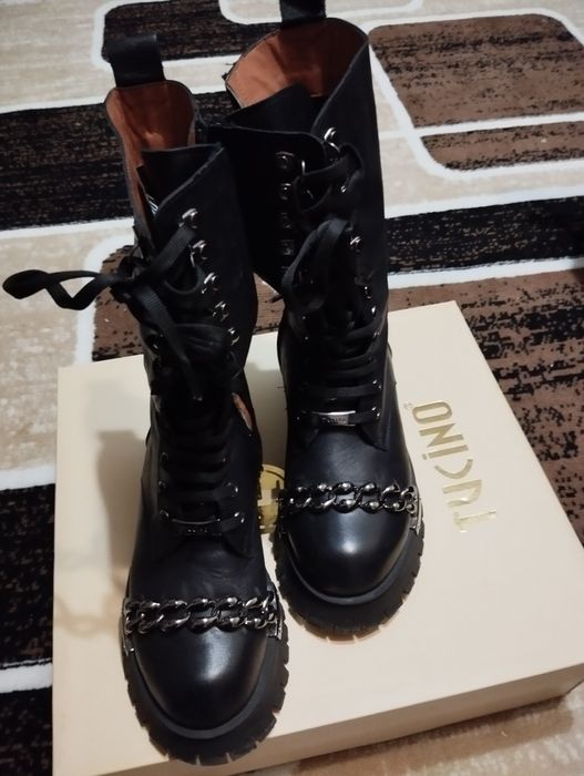 Продам кожаные ботинки