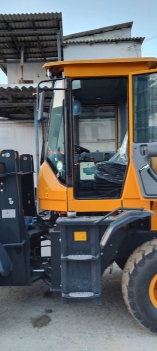 Пагрузчик 0.8 куб  2025 масла хитойдан  Аксиянархида