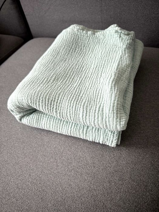 Слинг от муселин, цвят мента