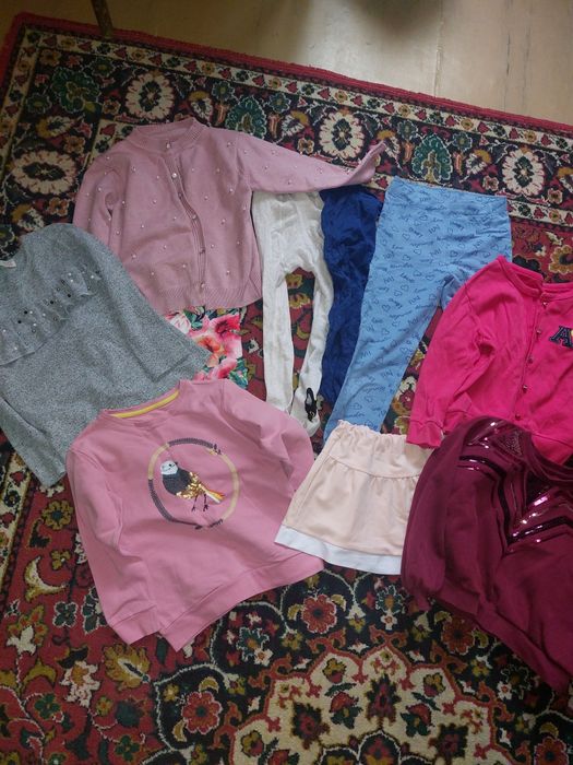 Продам вещи на девочку