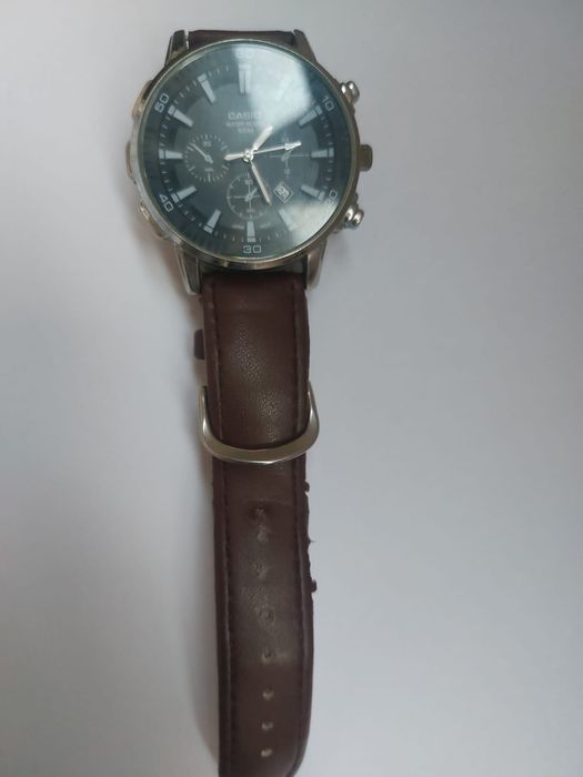 Наручные часы Casio