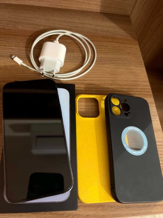 Продава се iPhone 13 pro Max като чисто нов никакви забележки по телефона никакви драскотини много запазен телефон