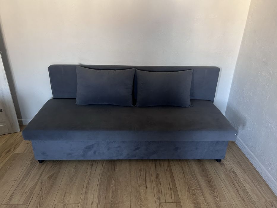 Продам тахту почти новая