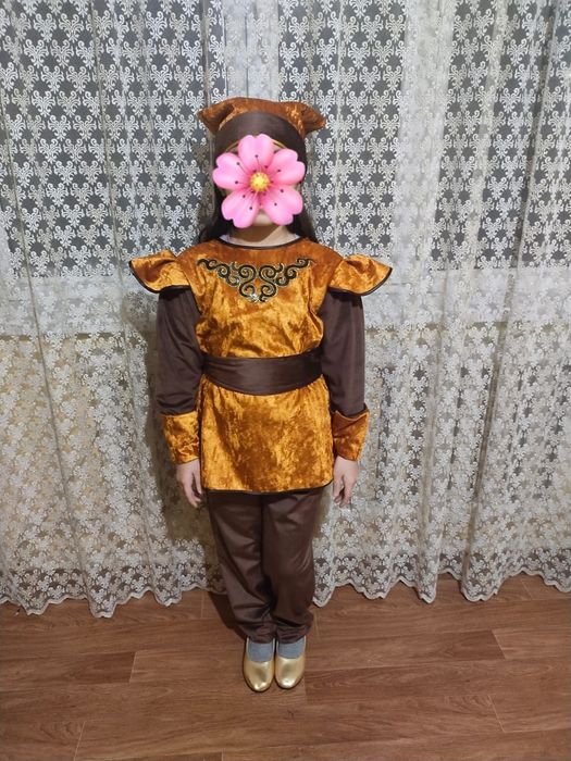 Продам национальной костюм для девочки