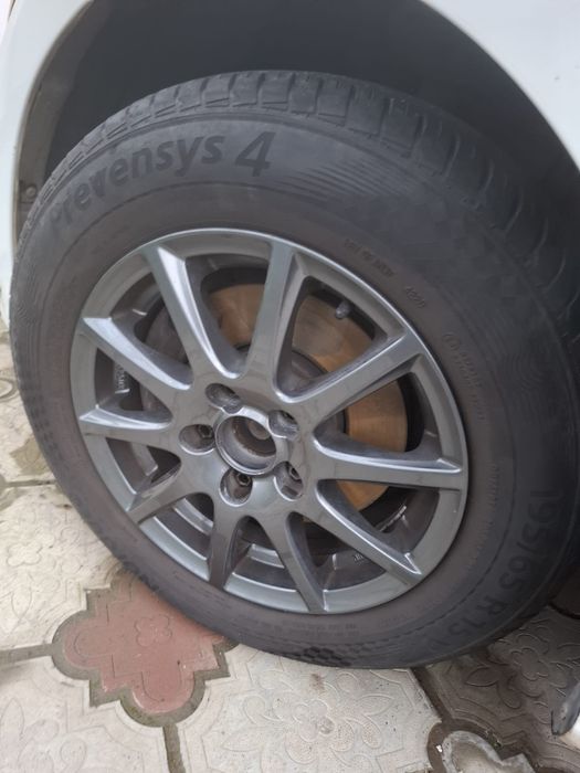 Vînt roți complete W ,jante aliaj Rial Milanocu amvelope de vara 195/6