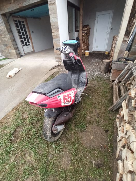 Vand malaguti f12 ducati corse DEFECT