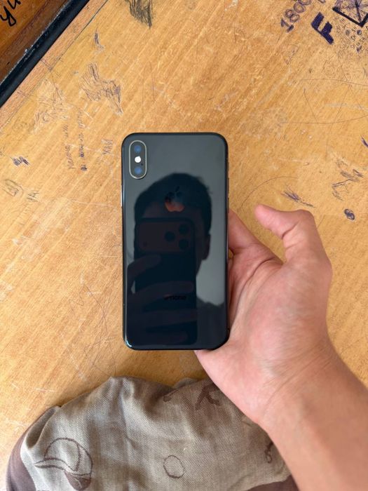 iPHONE XS space grey ideal bonusiga 3 ta chexol
