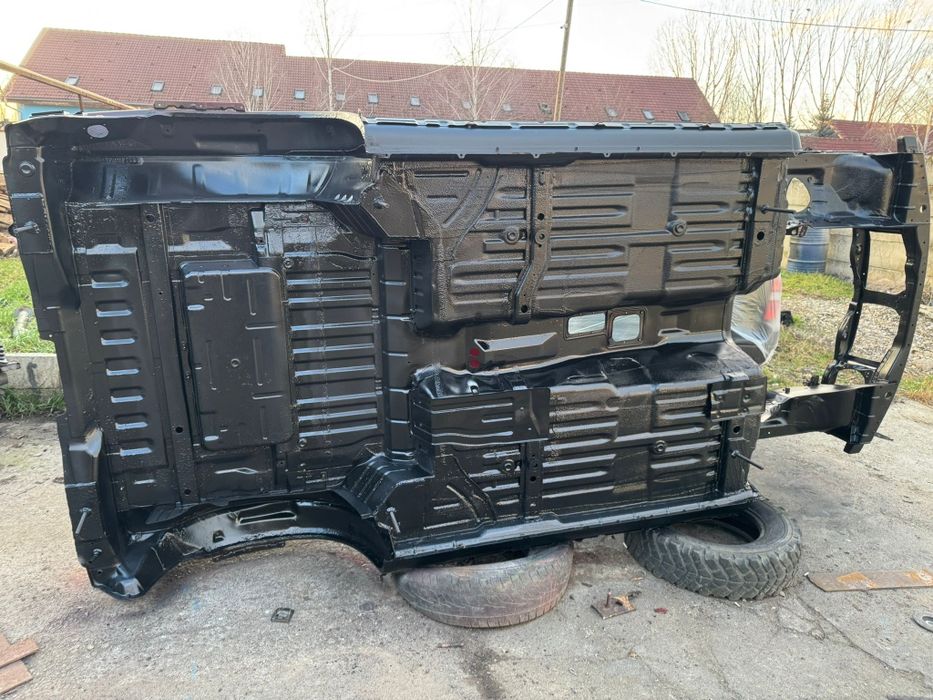 Suzuki Grand Vitara 2.5 v6