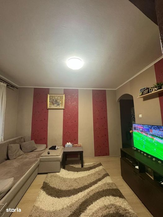 Apartament 2 camere semidecomandat 42 mp etaj 1 Marasti — fotografia 1