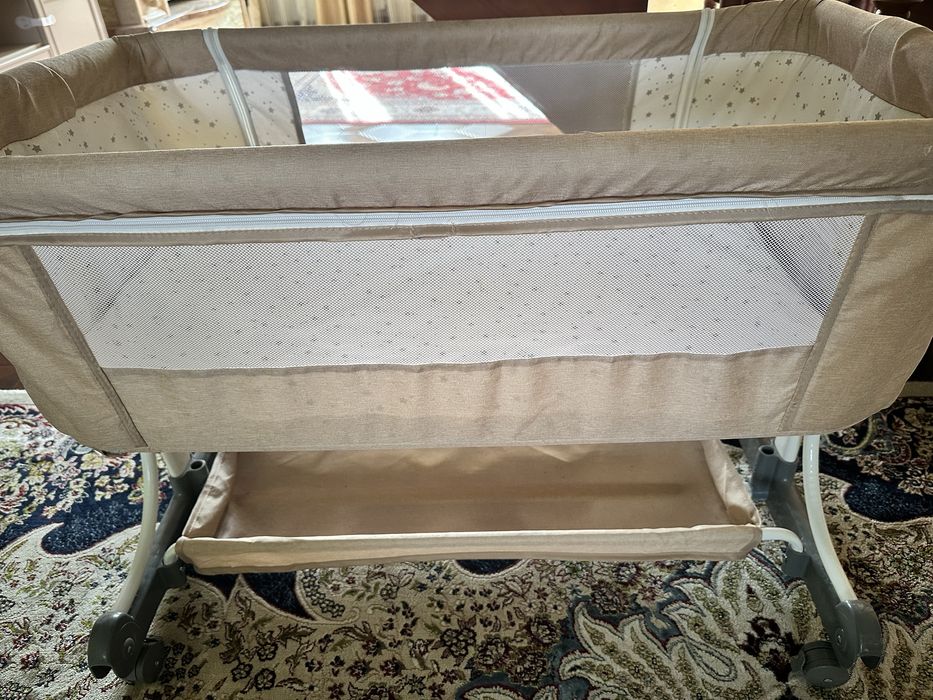 Продам детскую кроватку