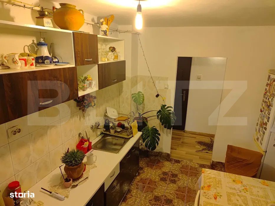 Apartament 4 camere, 100 mp, zona Tractorul